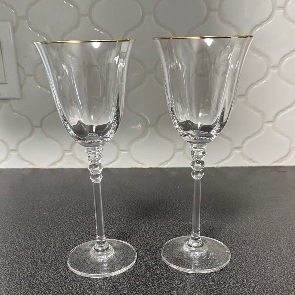 Vintage Mikasa Sonata Elegant Gold-Rimmed Wine Glass Set